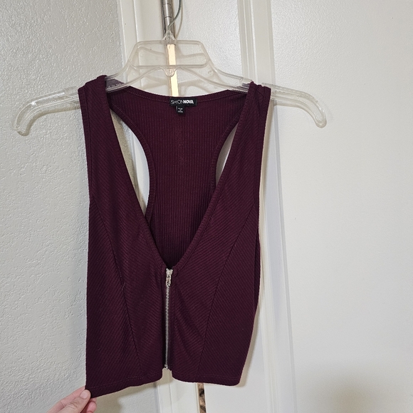Fashion Nova Burgundy Crop Top, Zipper Front - Picture 3 of 6